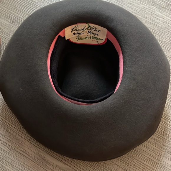 Frank Olive for Neimon Marcus - Picture 4 of 6